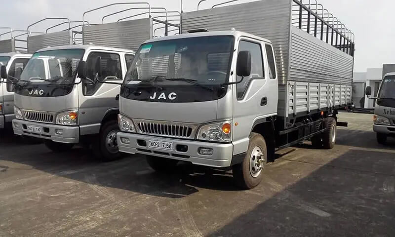 Phát Đạt có đa dạng loại xe tải chuyển nhà, chuyển văn phòng giúp đáp ứng tốt nhu cầu của khách hàng